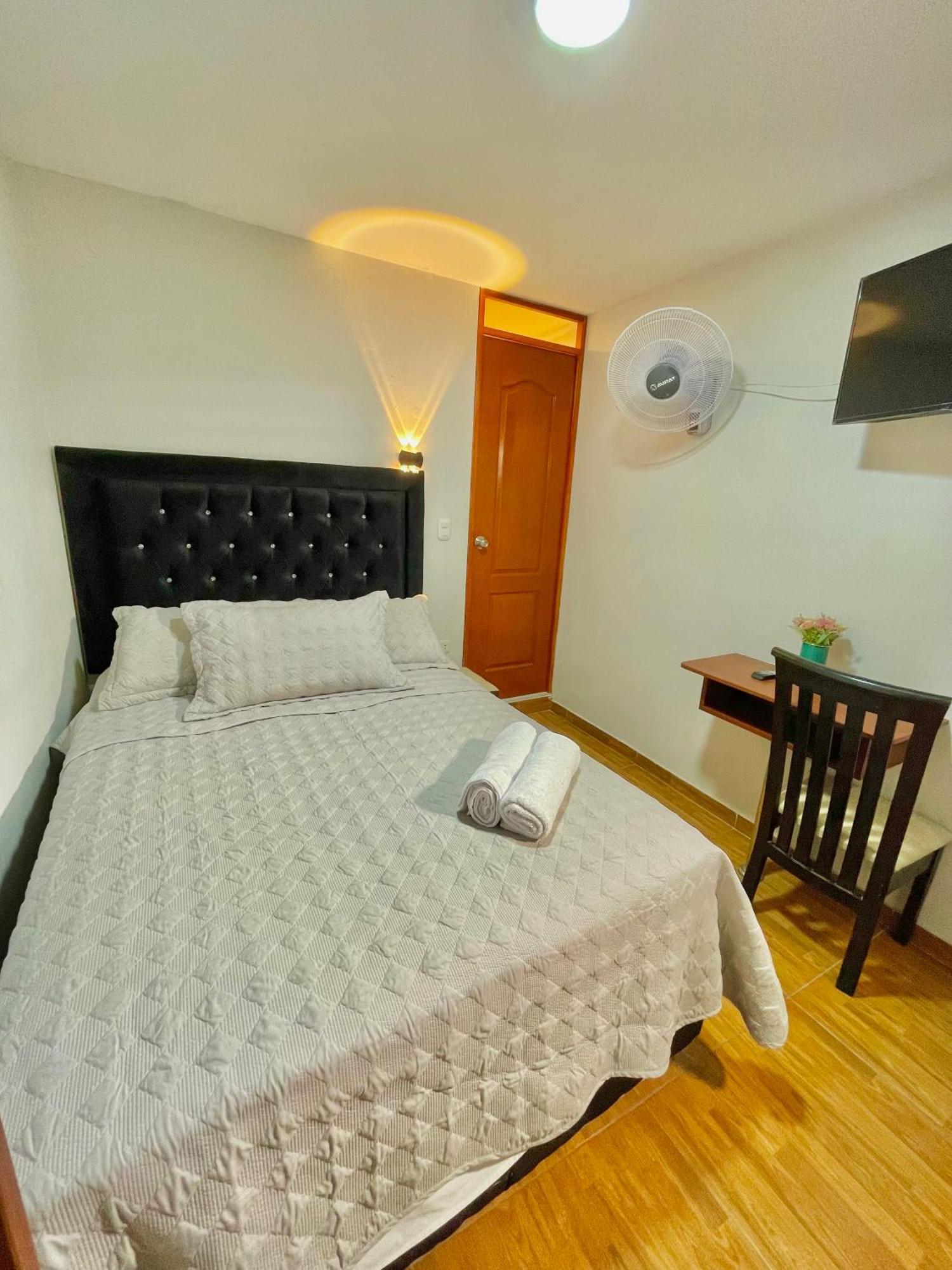Jultom Inn Hotel & Suites 特鲁希略 外观 照片