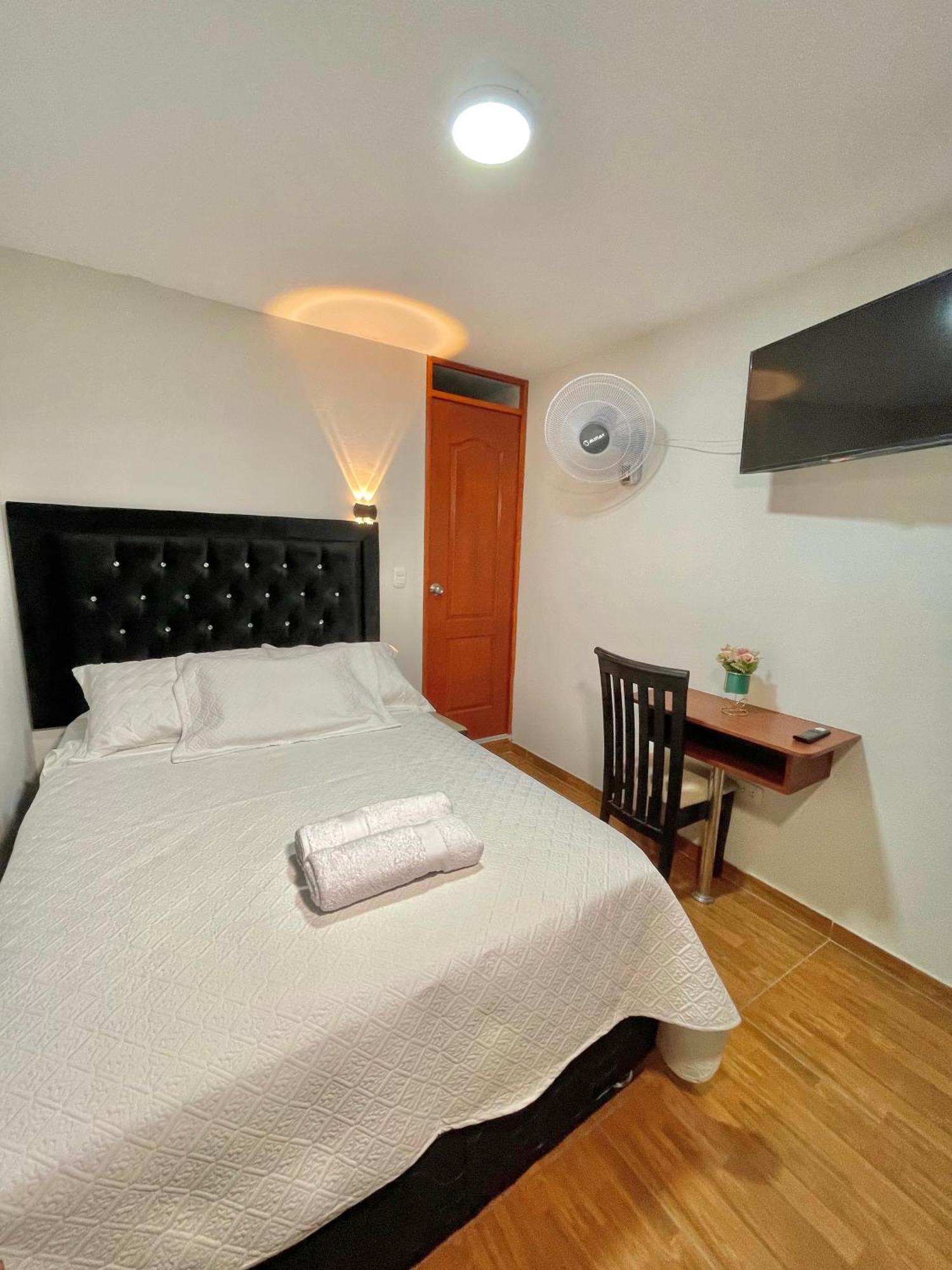 Jultom Inn Hotel & Suites 特鲁希略 外观 照片