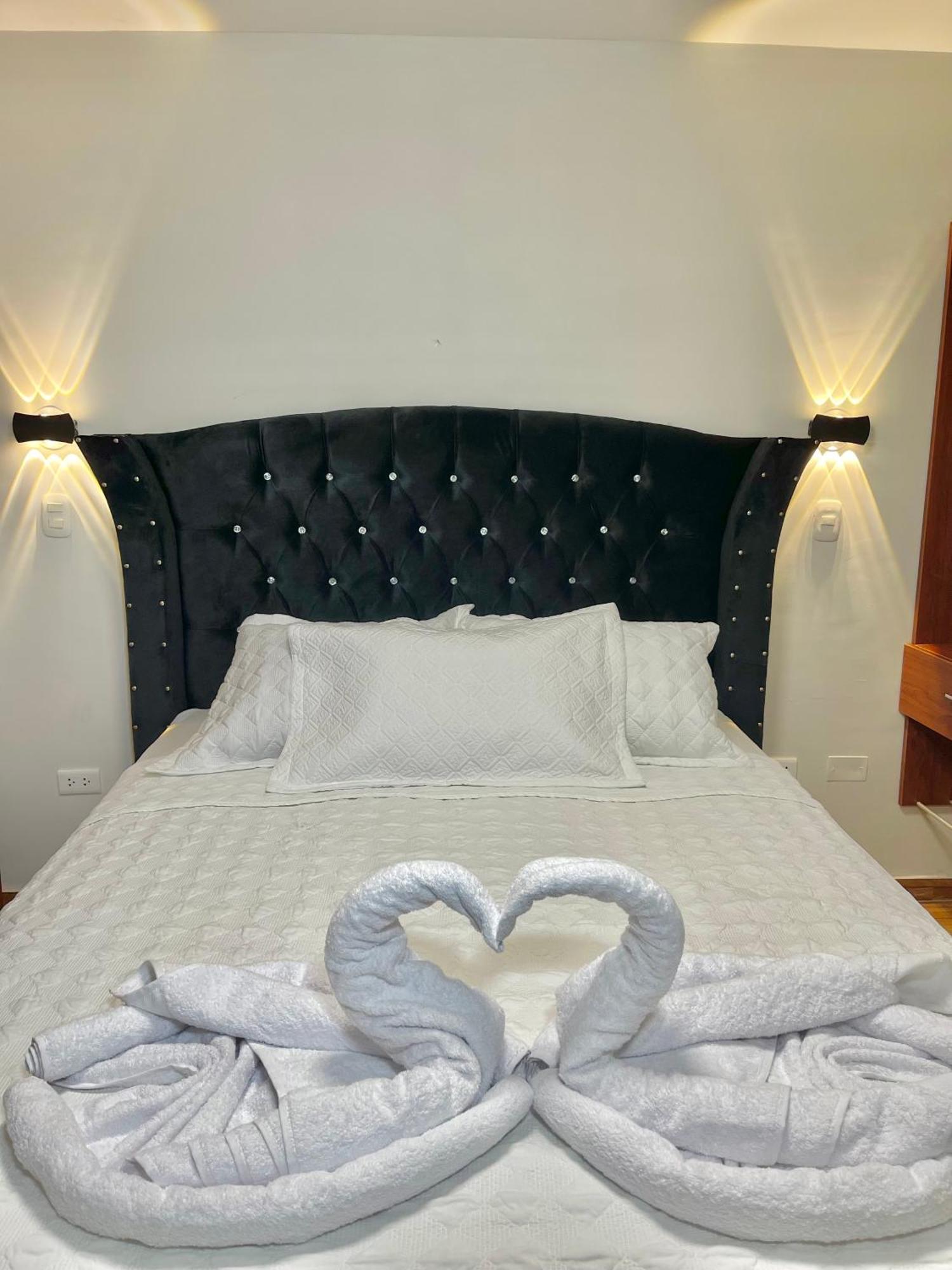 Jultom Inn Hotel & Suites 特鲁希略 外观 照片
