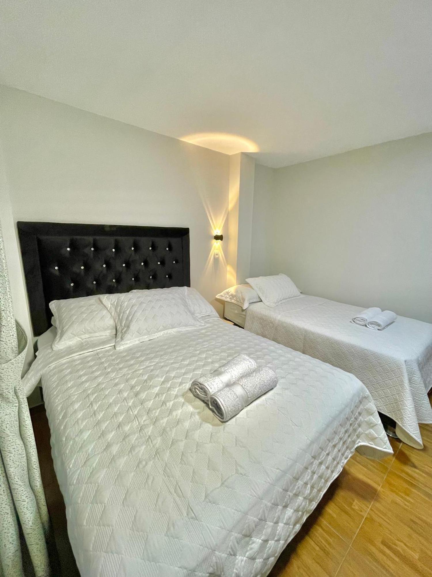 Jultom Inn Hotel & Suites 特鲁希略 外观 照片
