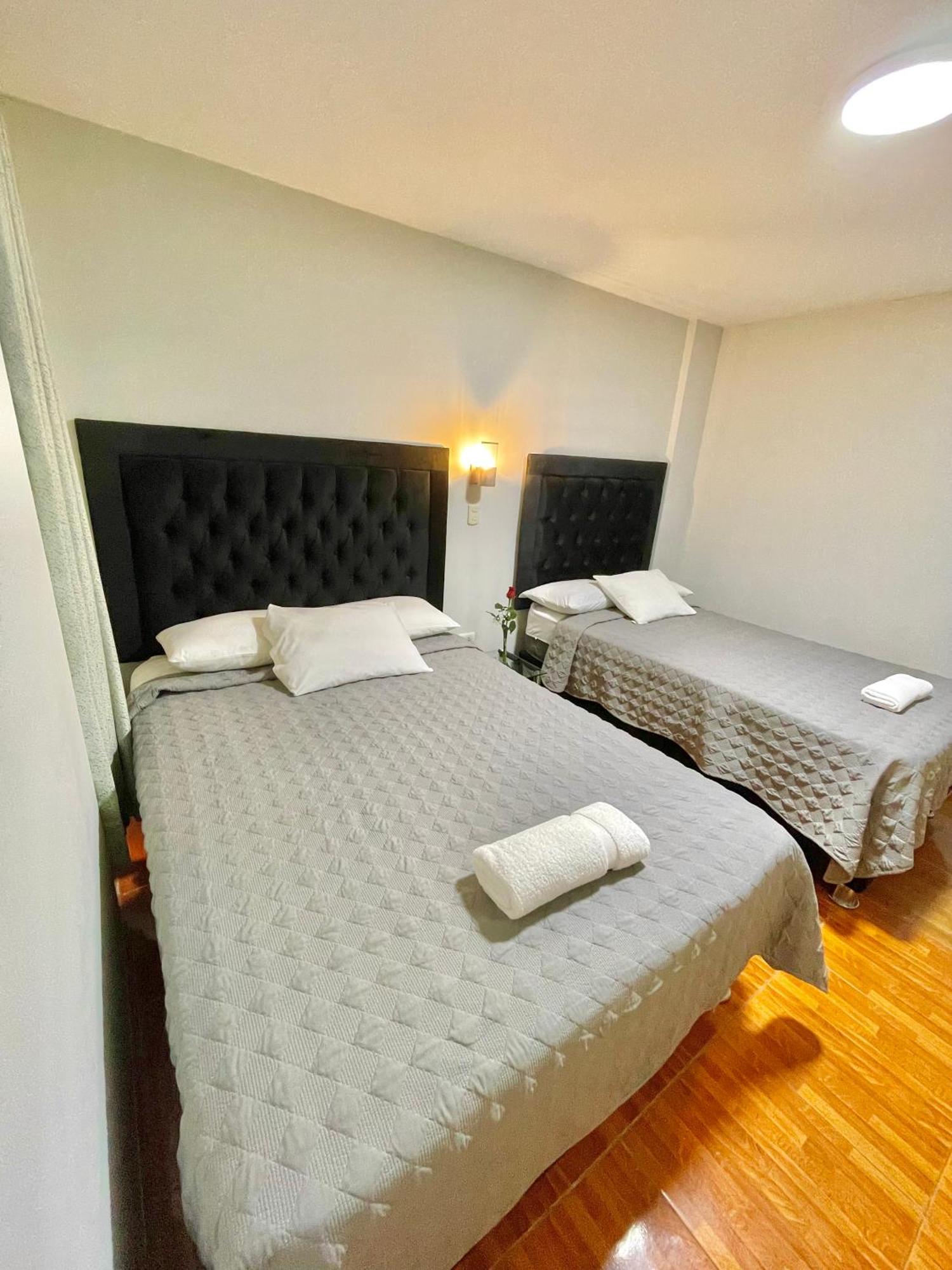 Jultom Inn Hotel & Suites 特鲁希略 外观 照片