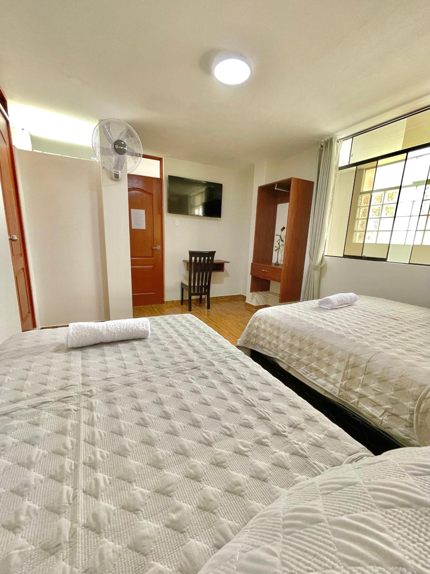 Jultom Inn Hotel & Suites 特鲁希略 外观 照片